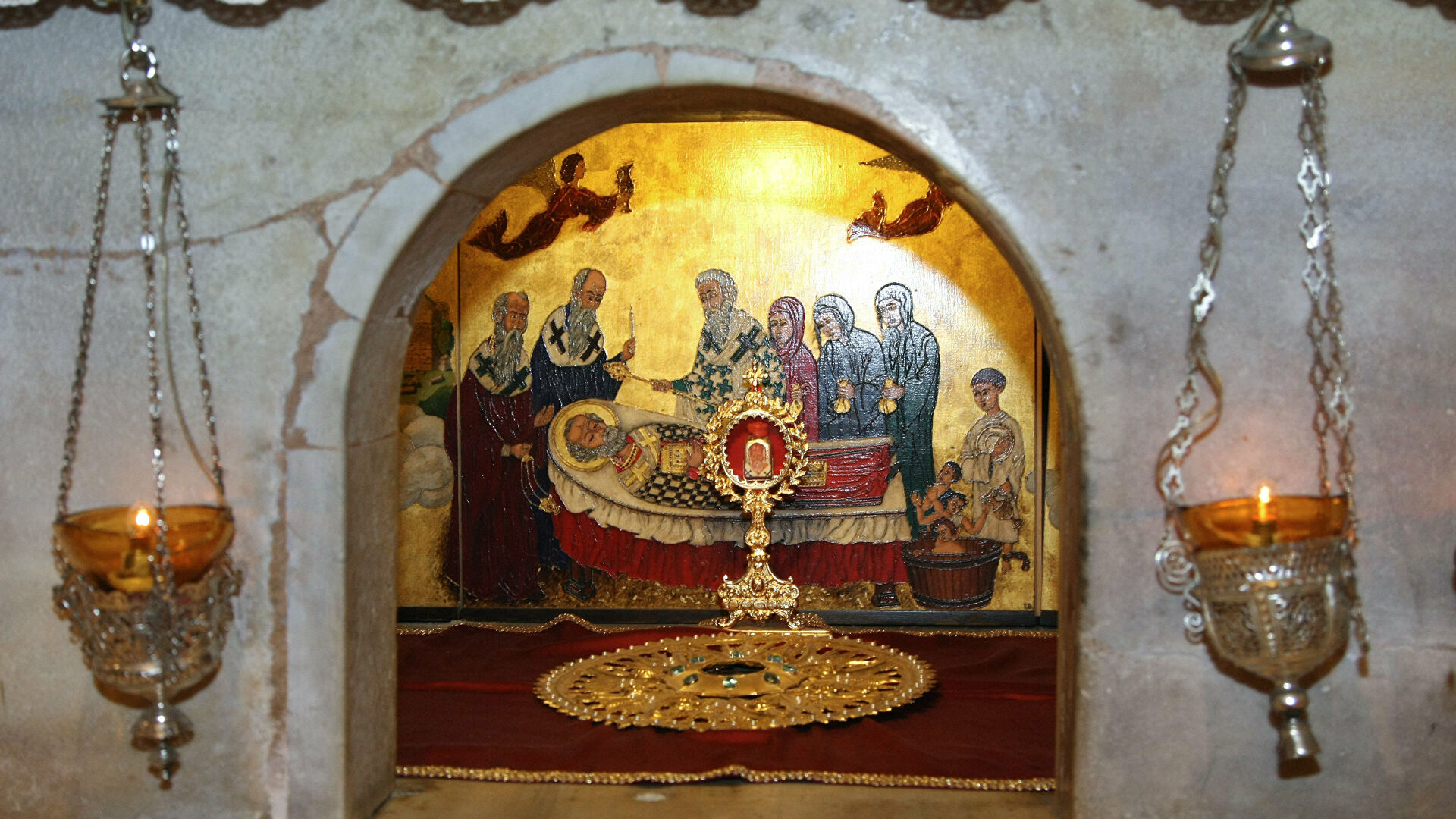 Preghiera ecumenica per la Pace sulla tomba di San Nicola — Arcidiocesi